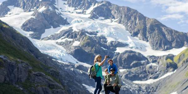 Discover Anchorage with Your Free Visitors Guide