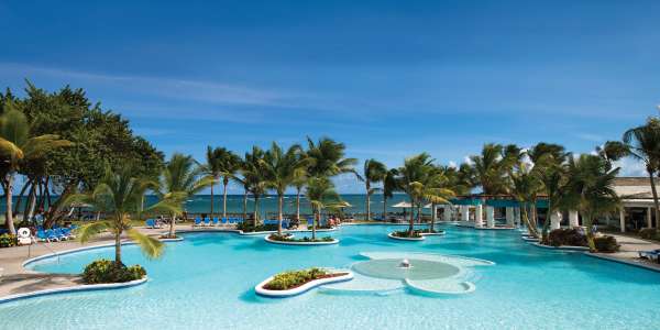 Save Up To 60% This Fall | St. Lucia All-Ages All-Incl.